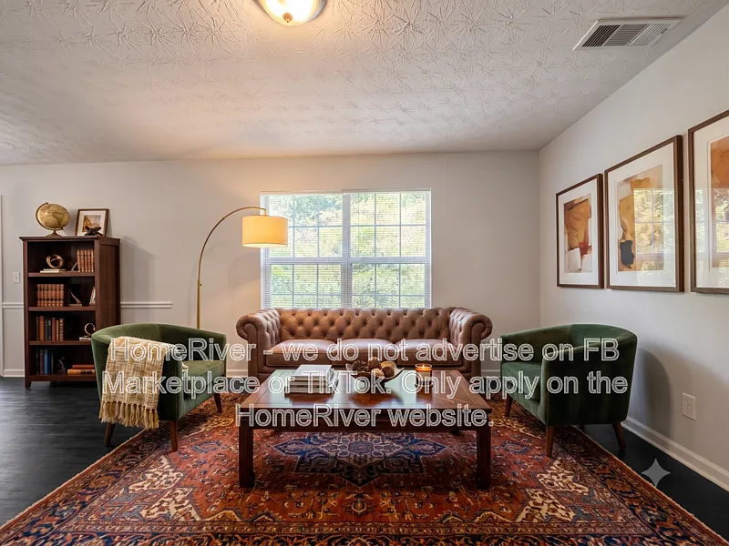 3 bed, 2.5 bath, 1442 sqft, $1,875 — Photo 2