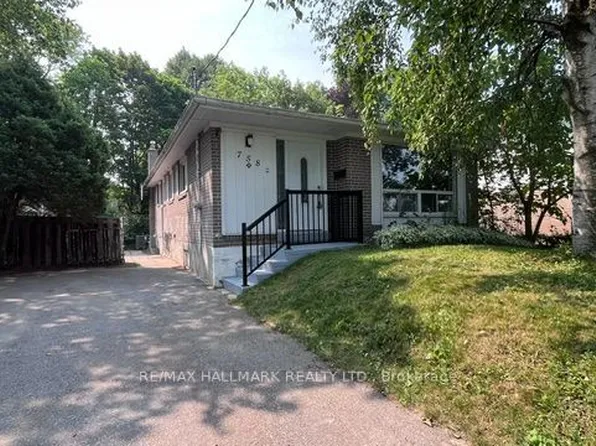 758 Botany Hill Cres, Newmarket, ON L3Y 3A8