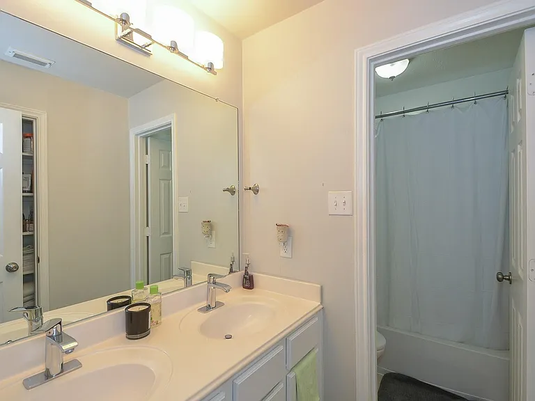 12306 S Shadow Cove Dr — Photo 27