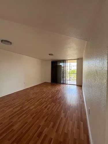 8235 Lake Dr #401 Photo 1 8235 Lake Dr #401 Photo 1