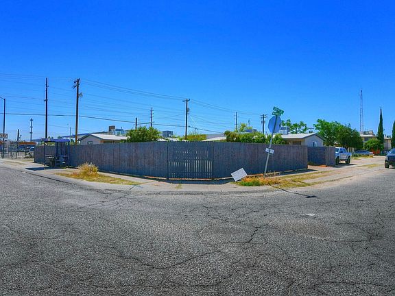 2nd image of 3848 E 32nd St #1