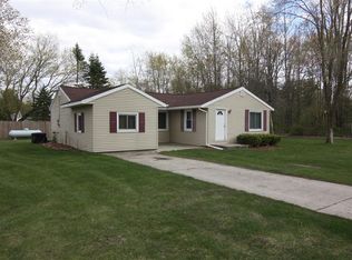 5025 S Chapin Rd, Merrill, MI 48637