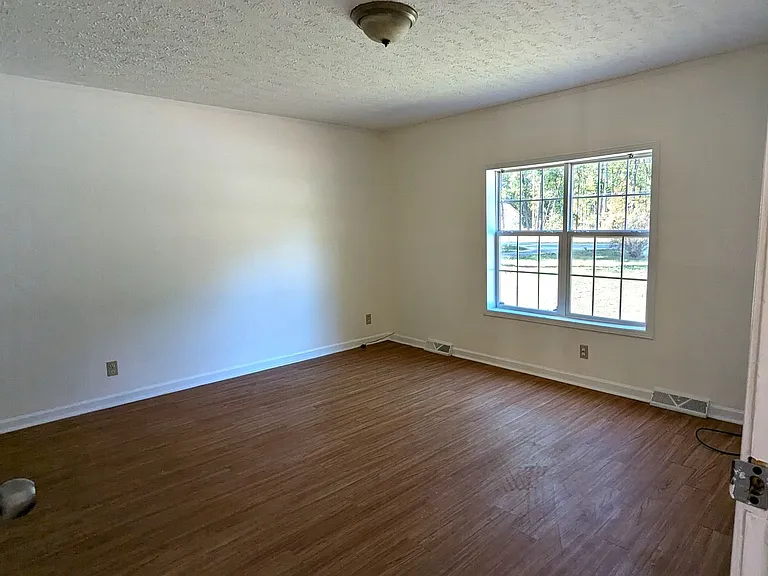 182 N Walker Rd — Photo 8