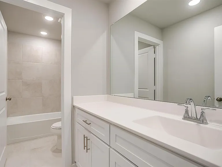 4532 Hogans Alley Dr — Photo 6