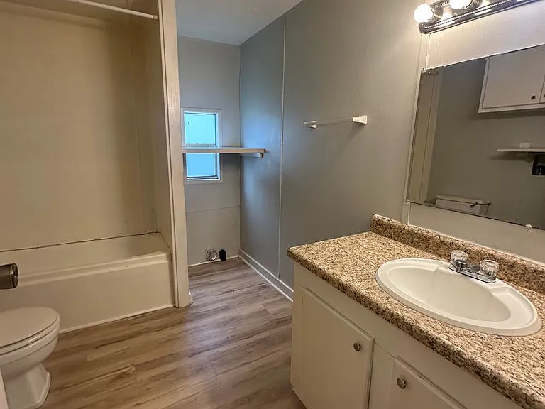 2430 Catherine Lake Rd #3 — Photo 14