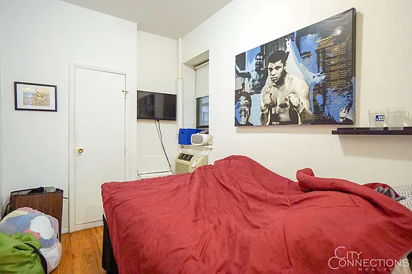 Rented by City Connections Realty | media 18