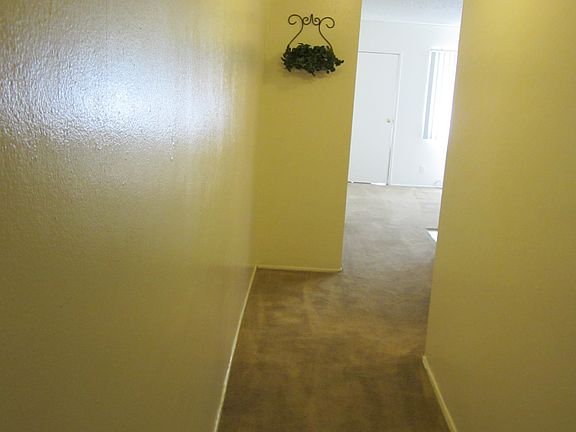 5th image of 341 N Rockvale Ave