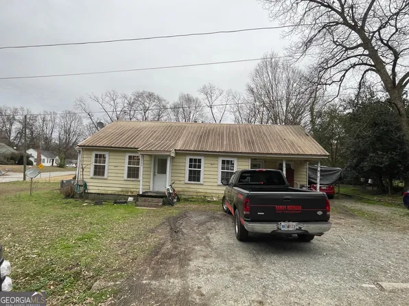184 N Harkness St, Jackson, GA 30233
