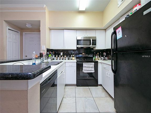 3rd image of 2149 Lake Debra Dr APT 912