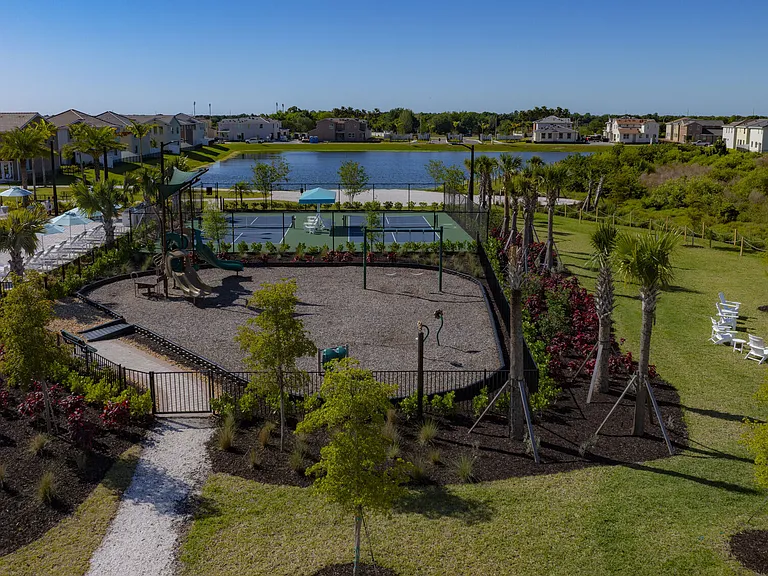 BB Living Antigua at Lakewood Ranch — Photo 23