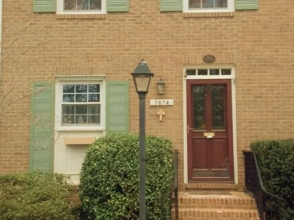 7674 Tiverton Dr, Springfield, VA 22152