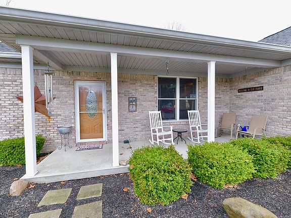 3rd image of 10 N Lick Creek Dr
