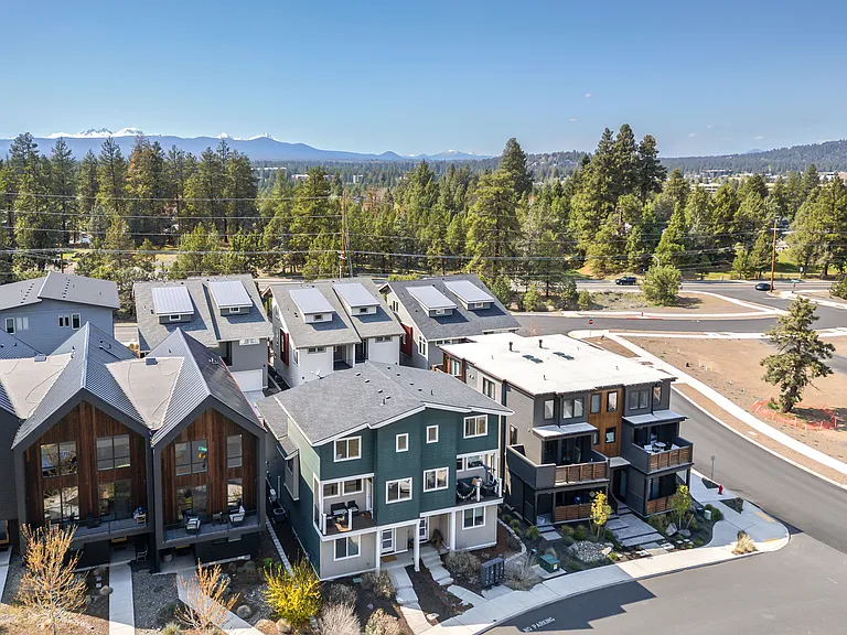 61571 SW Riverwalk Ln — Photo 33