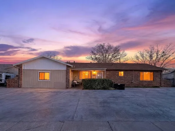 312 Twin Diamond Rd, Roswell, NM 88201