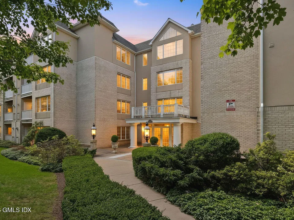 2 Homestead Ln #209