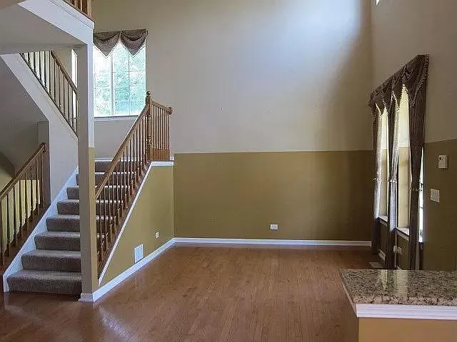 315 N Crooked Lake Ln — Photo 2