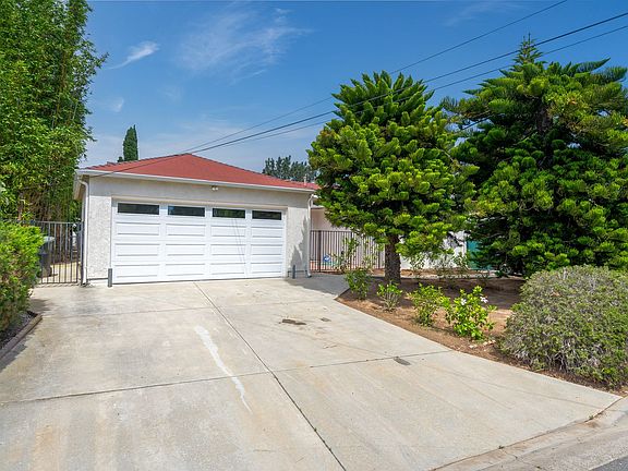 2nd image of 2029 Republic Ave