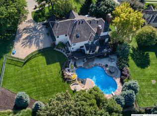 628 N 157th Cir, Omaha, NE 68118