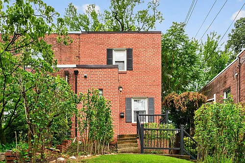1614 N Colonial Ter Photo 1