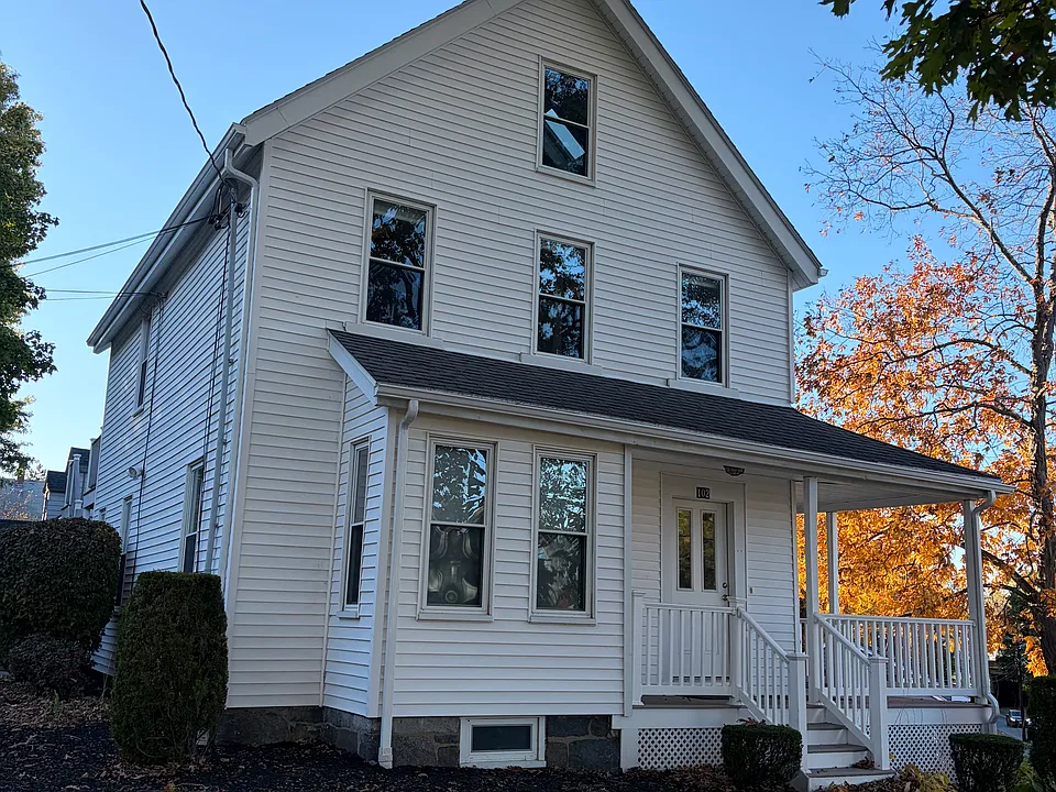 102 Parker Rd #1