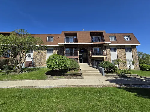 520 Hill Dr #304 Photo 1