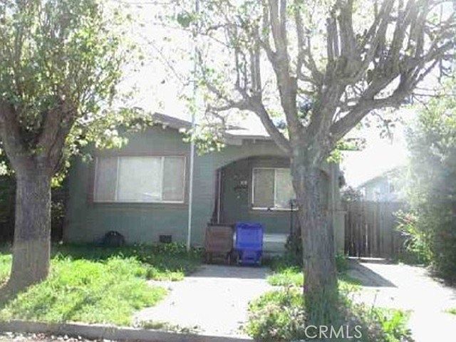 1st image of 715 Mariposa St