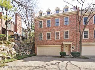 20 Landmark, Northfield, IL 60093