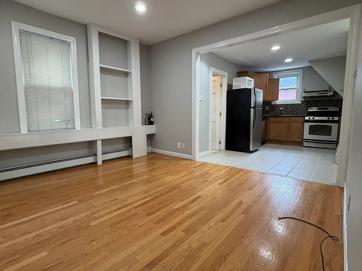 9 Stickney Ave — Photo 3