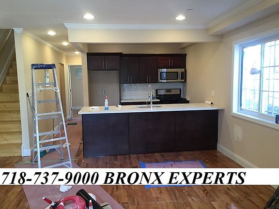 2nd image of 2057 Strang Ave #F2