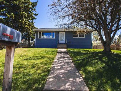 922 Canby St, Laramie, WY, 82072