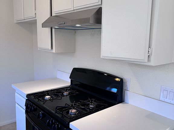 2nd image of 44756 2nd St E APT 4