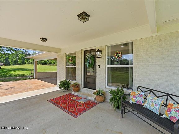 4th image of 144 Walter Jones Rd