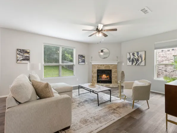 1725 Crescent Oak St, Wylie, TX 75098