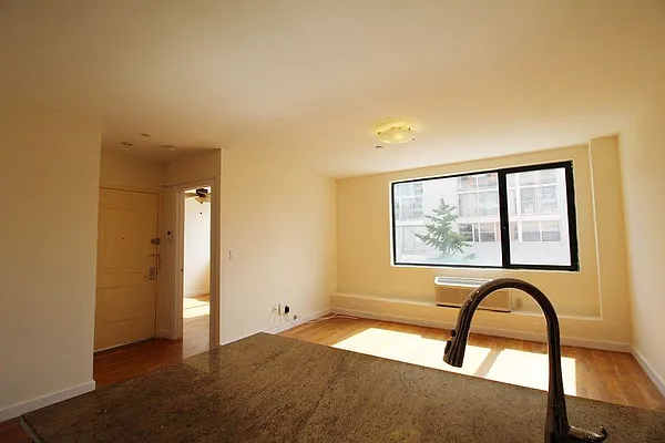 Rented by Next Door Realty NYC | media 73