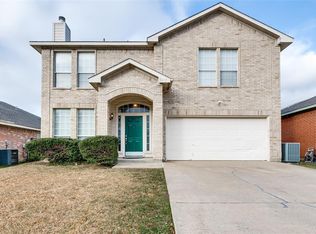 3017 Green Vista Ct, Grand Prairie, TX 75052