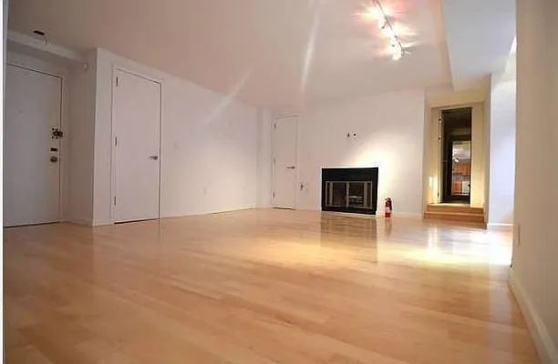 Rented by Nest Seekers International | media 3
