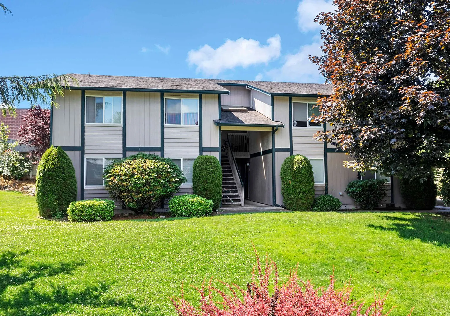 Puyallup 8 — Photo 1