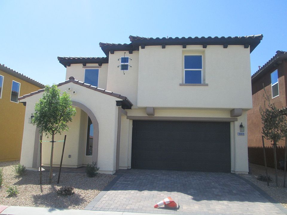 1st image of 10069 Pacific Peak St