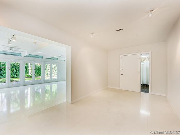 3rd image of 1794 Opechee Dr
