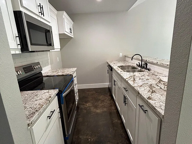 2885 Bobwhite Rd #1 — Photo 5