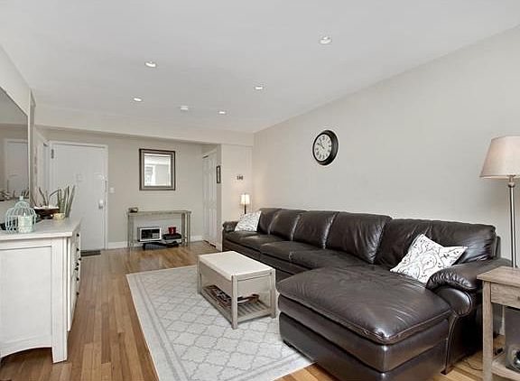 3rd image of 119 E Hartsdale Ave APT 4J