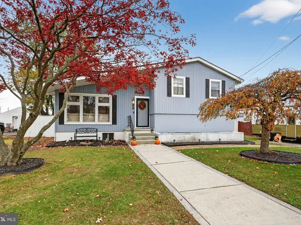 33 Beach Ave, Pennsville, NJ 08070