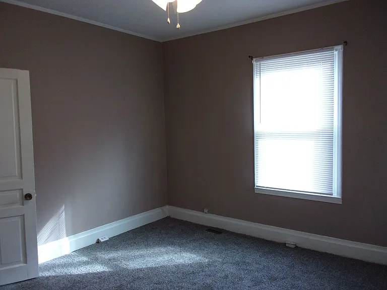 244 Rhea St — Photo 4
