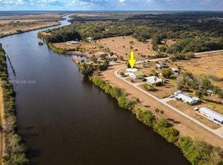 1053 Lock Ln SW, Moore Haven, FL 33471