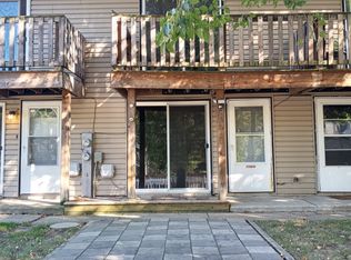 153 Forest Ave APT G, Fox Lake, IL 60020
