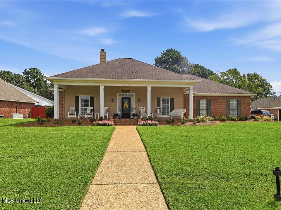 1st image of 216 Cannon Ridge Dr