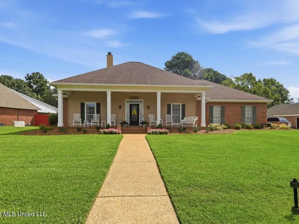 216 Cannon Ridge Dr, Brandon, MS 39042
