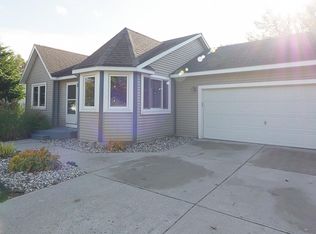 2451 Greenwood St, Muskegon, MI 49441