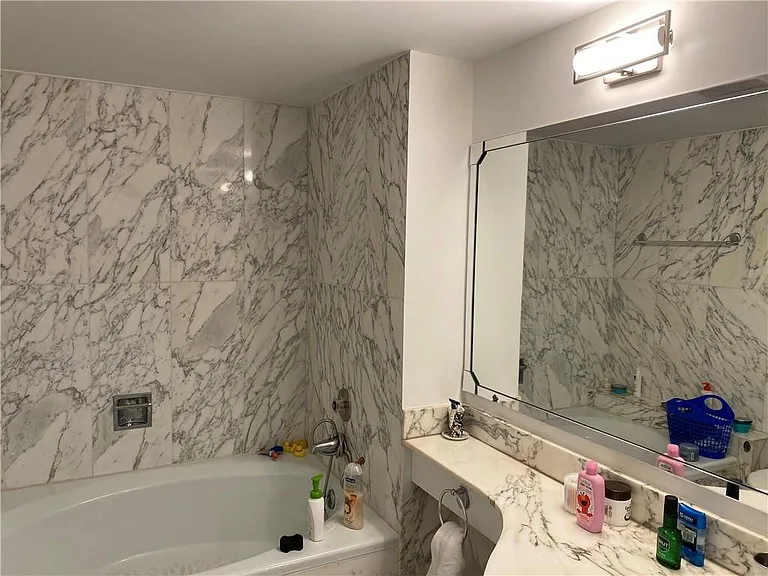 5100 N Ocean Blvd #818 — Photo 22