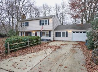 9 Cherry St, Red Bank, NJ 07701